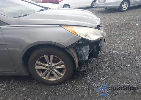 2013 Hyundai Sonata Gls z USA, uszkodzony, nr VIN 5NPEB4AC7DH761004